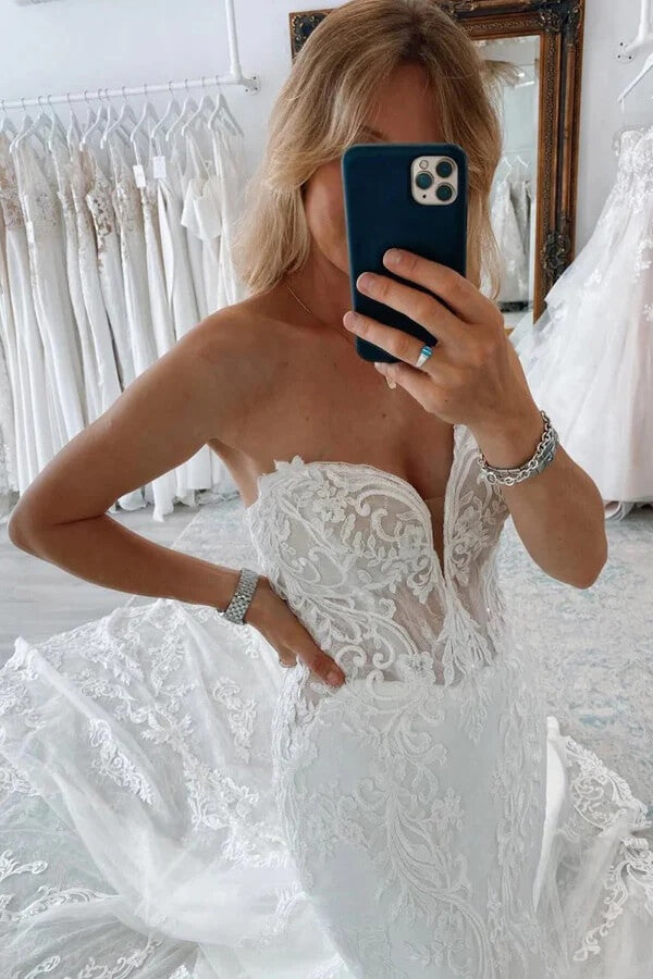 Tulle Mermaid Off-the-Shoulder Wedding Dresses With Lace Appliques, SW721 | strapless wedding dress | bridal gown | wedding dresses near me | simidress.com