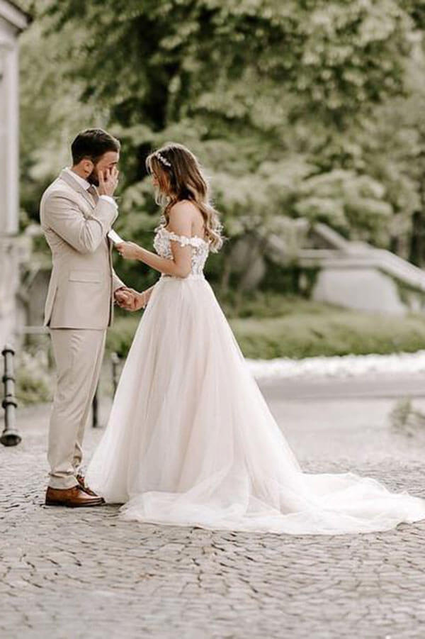 Beautiful Tulle A-line Cap Sleeves Wedding Dresses With Appliques, SW422 | a line wedding dress | cheap lace wedding dress | vintage wedding dress | wedding gowns | www.simidress.com