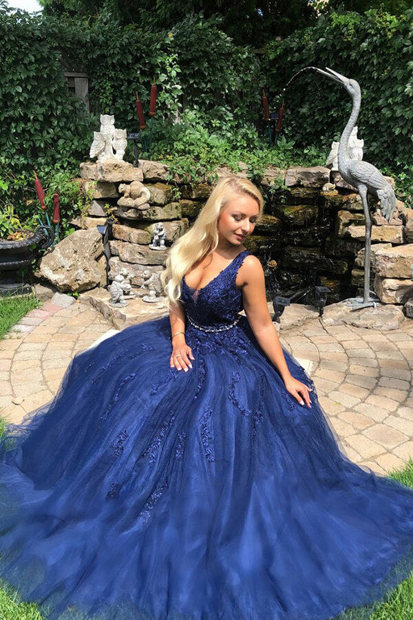 Navy Blue Tulle A-line V-neck Beaded Prom Dresses With Lace Appliques, SP738 | cheap prom dresses | a line v neck prom dresses | party dresses | www.simidress.com