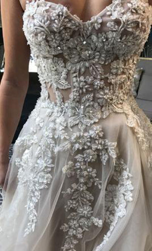 Order wedding dresses at affordable price at www.simidress.com