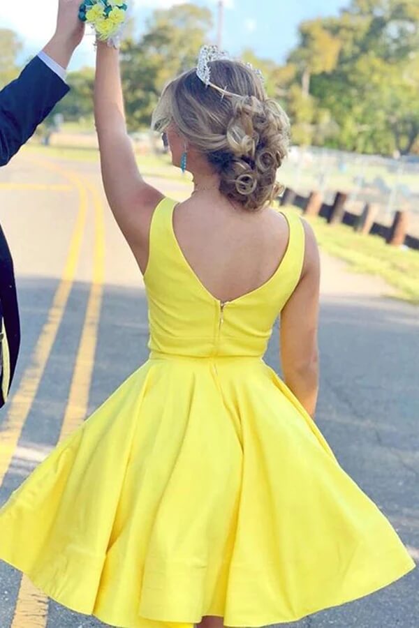 Simple Yellow Satin A-line V-neck Homecoming Dresses, Short Party Dresses SH619 | cute homecoming dresses | homecoming dresses online | short homecoming dress | simidress.com