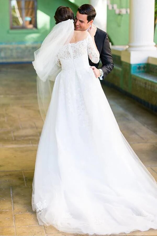 Tulle A-line Off-the-Shoulder Long Sleeves Wedding Dresses, Wedding Gown, SW567 | vintage wedding dresses | wedding dresses near me | tulle wedding dresses | simidress.com