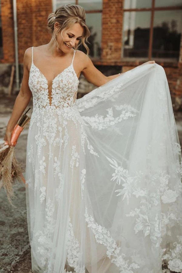 Tulle A-line Deep V-neck Spaghetti Straps Open Back Lace Wedding Dresses, SW630 | cheap lace wedding dress | wedding dresses online | vintage wedding dress | simidress.com
