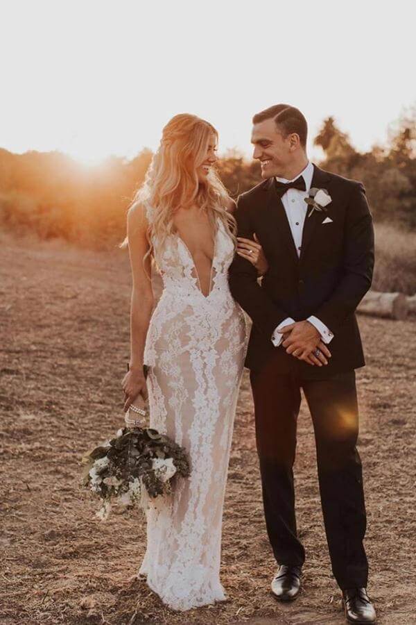 ivory lace mermaid dress Zapaka Women Ivory Mermaid Lace Wedding Dress Cut Out Illusion Neck Bridal Dress with Slit, Ivory / US12