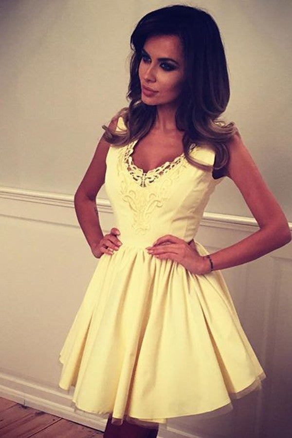 Ivory V Neck Short Prom Dress,Sleeveless V Back Appliques Cheap Homecoming Dress,Party Dress