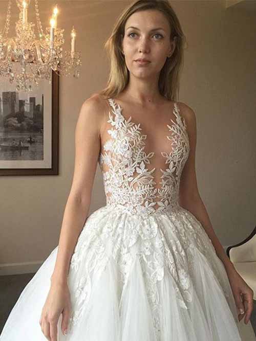 Simidress.com offer Elegant White A-line Lace Long Tulle Wedding Dress with Appliques, SW210