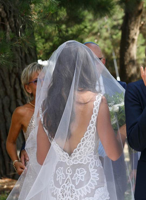 simidress.com | Unique White Mermaid V-neck Sleeveless Beach Wedding Dresses with Train, SW278