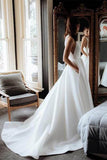 Simple Organza Satin Ball Gown Round Neck Wedding Dresses with Pockets, SW310